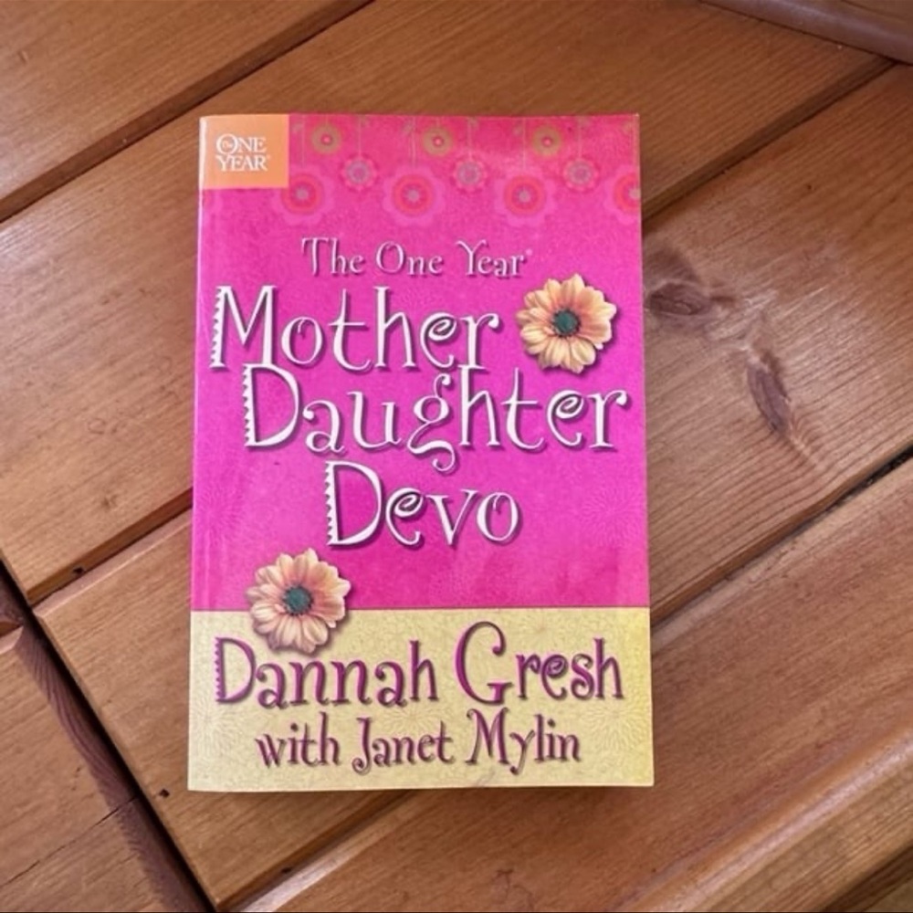 The One Year Mother Daughter Devotional Book
